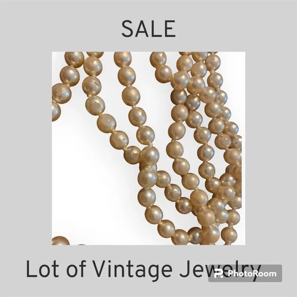 Lot of Three Vintage Pearl/ Beaded Necklaces - Picture 4 of 4